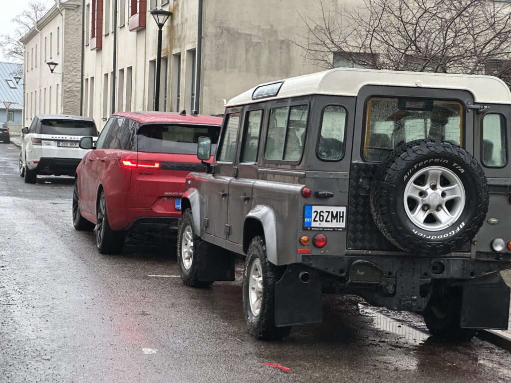 Range Rover Sport First Edition