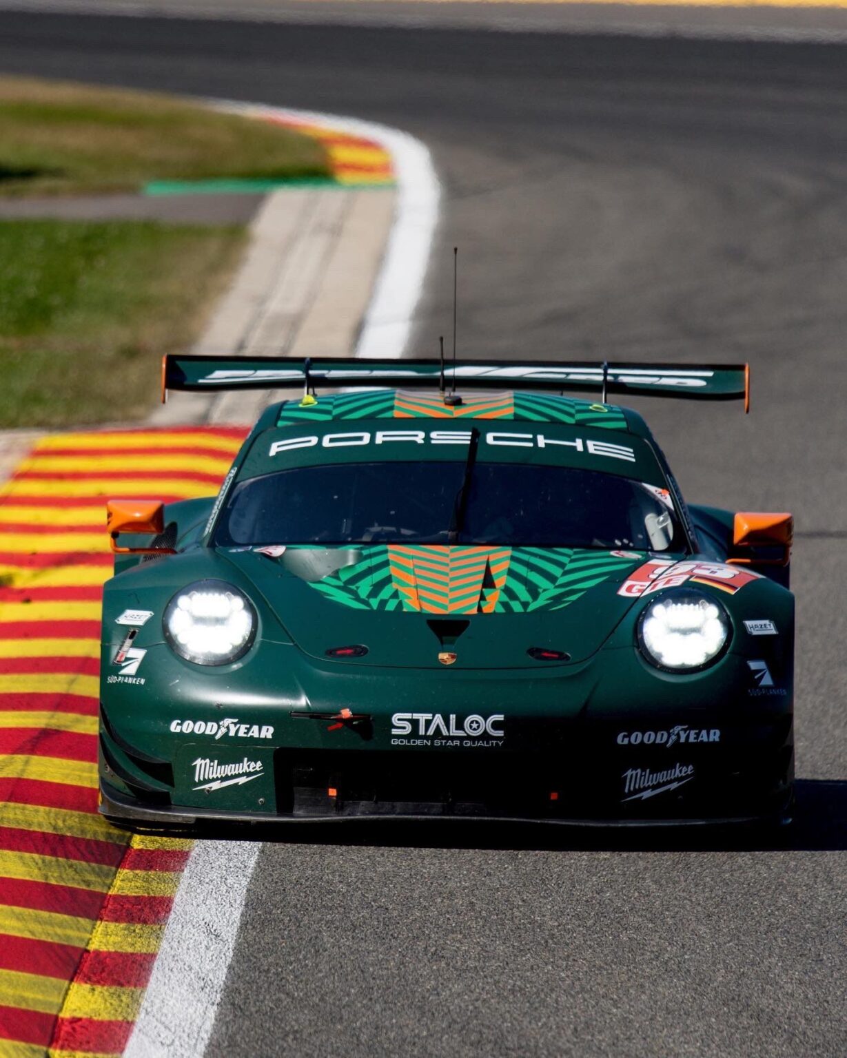 Proton Competition Porsche 911 RSR 19