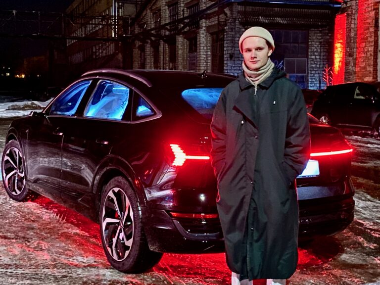 eik, car