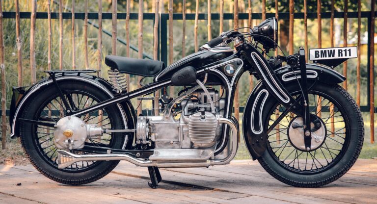 BMW R11
