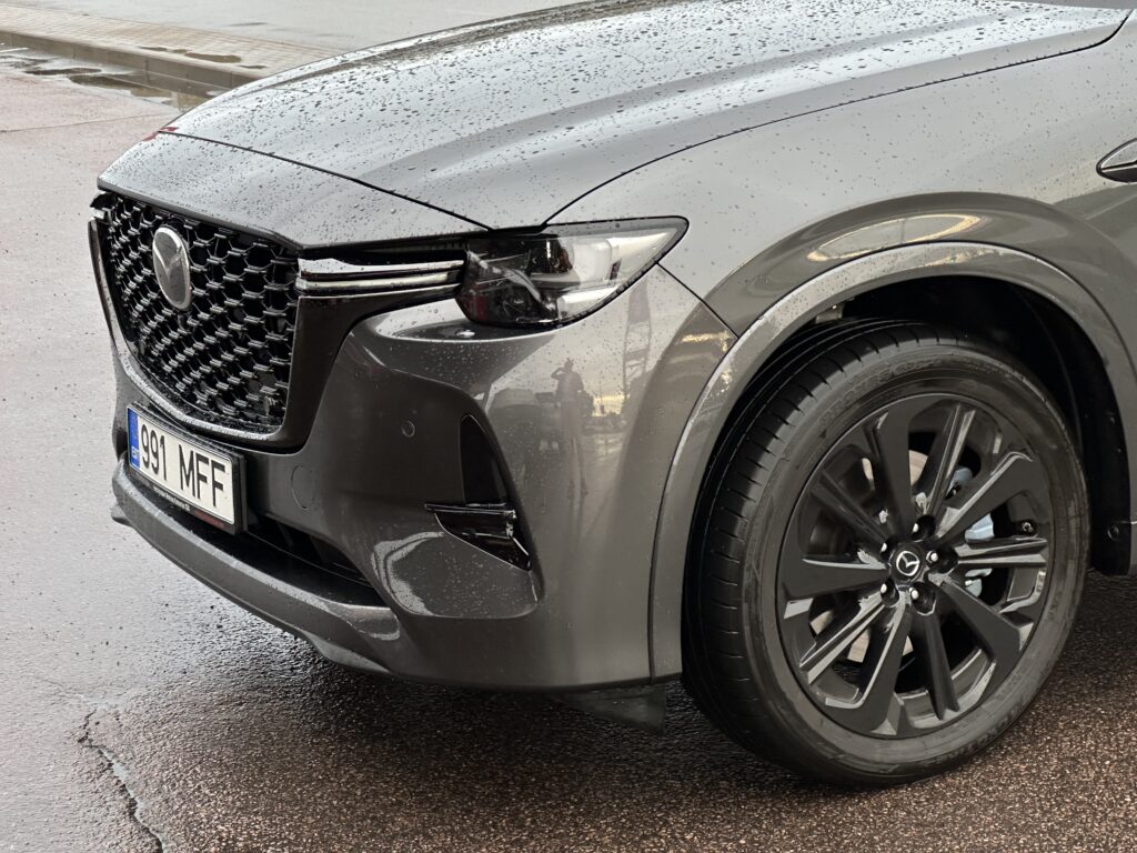 Mazda CX-60, Vladimir Niinimäki