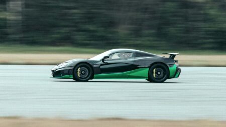 Rimac Nevera tagurdab 276 km/h