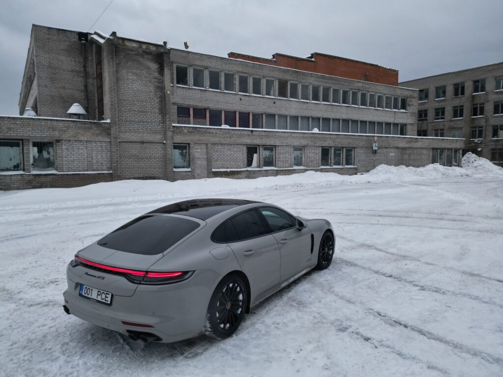 Porsche Panamera GTS, Vladimir Niinimäki