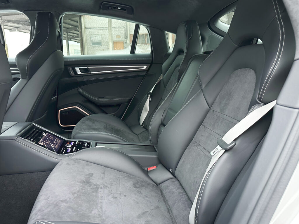 Porsche Panamera GTS, Vladimir Niinimäki
