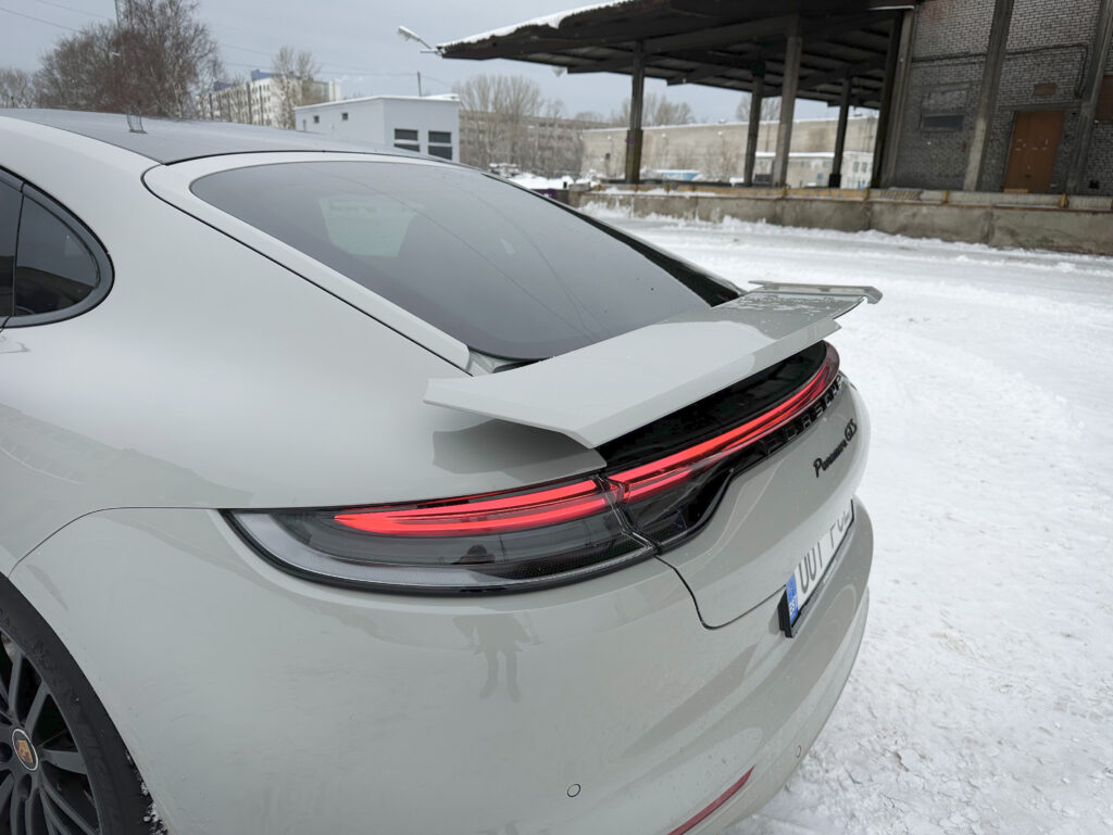 Porsche Panamera GTS, Vladimir Niinimäki