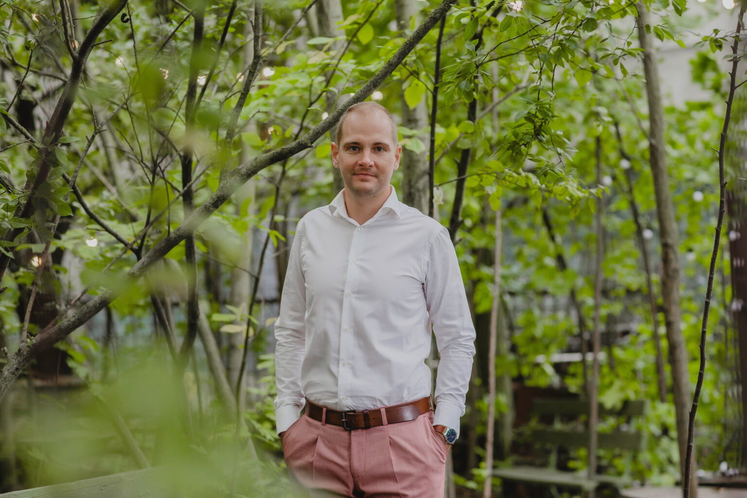 Sander Salmu, autor Marija Vie