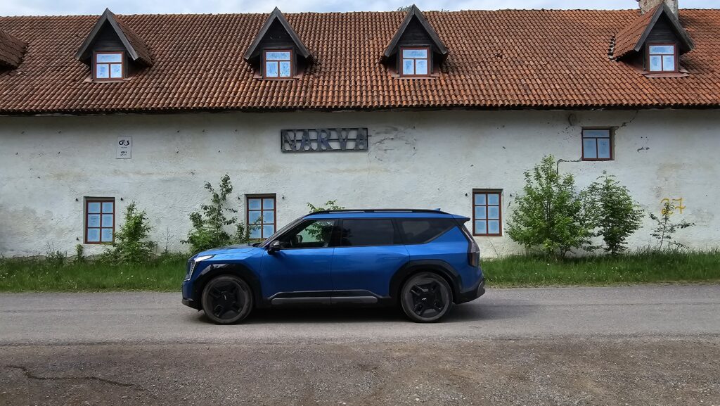 KIA EV9-ga ümber Eesti, Indrek