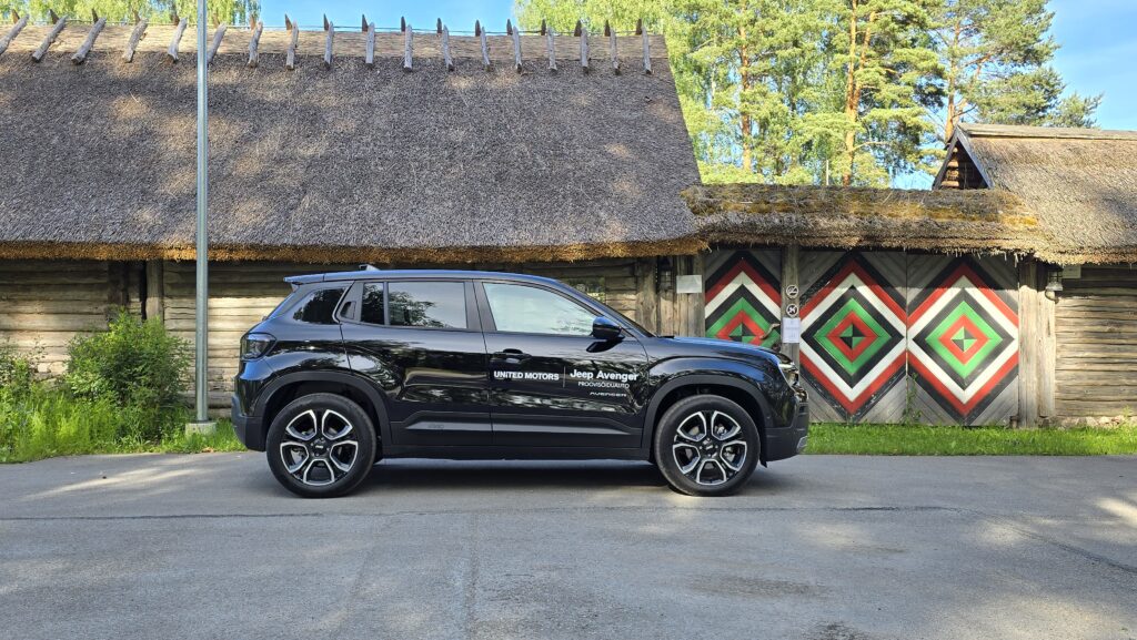 Jeep Avenger, Indrek Jakobson