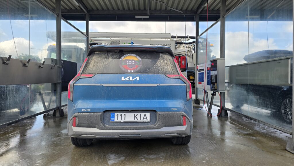 Elektriautoga ümber Leedu, Indrek Jakobson
