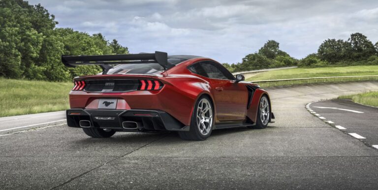 Ford Mustang GTD 2024
