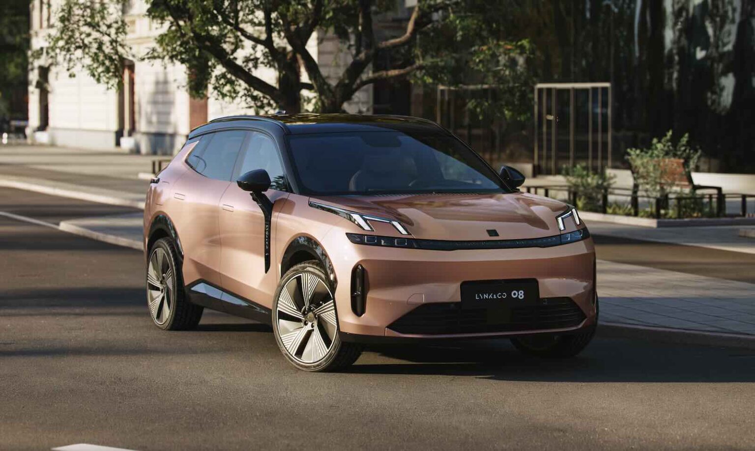 Lynk & Co 08