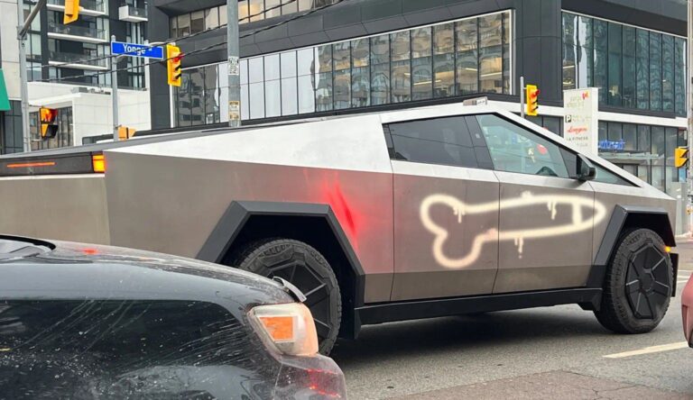 Tesla Cybertruck vandalism