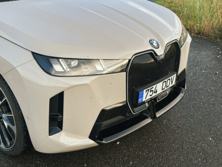BMW iX, Vladimir Niinimäki