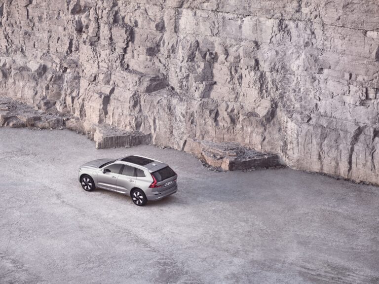 volvo miljones pistikhübriid