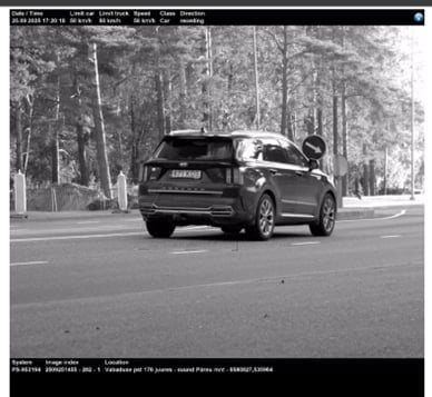 Mobiilne kiiruskaamera, pilt tagant