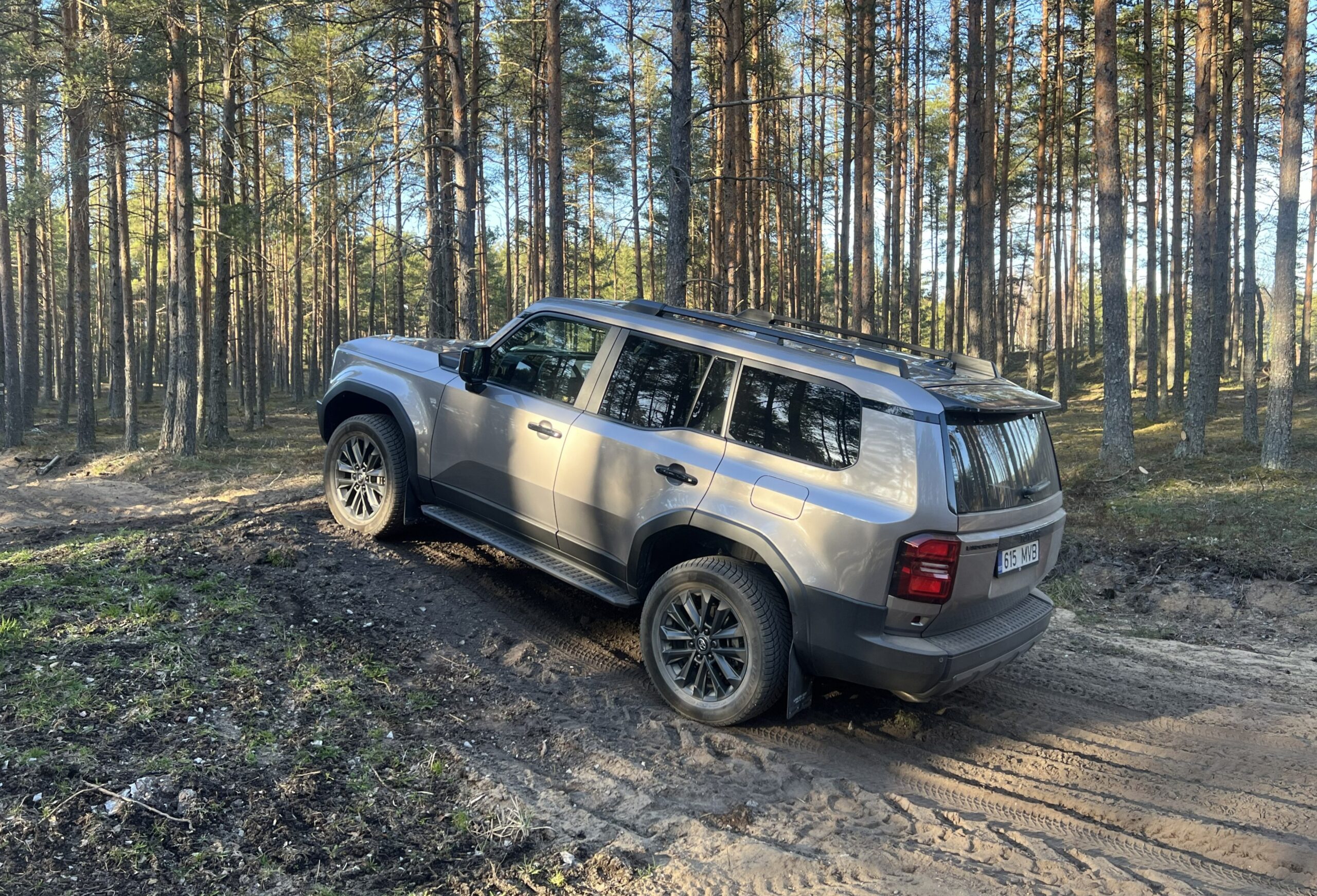 Toyota Land Cruiser 2025, Kaur Kotkas