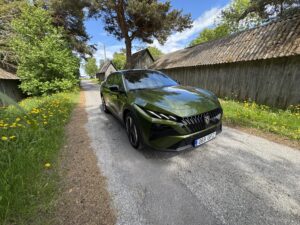 Peugeot 408 GT: Efektne välimus, mõistlik olemus